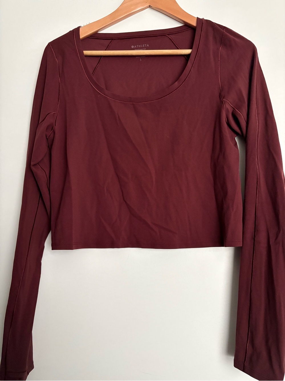 NWOT Athleta Burgundy Long-Sleeve Scoop Neck Crop Top Transcend Top